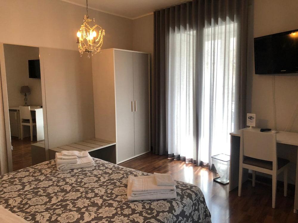 B&B Elios Rooms