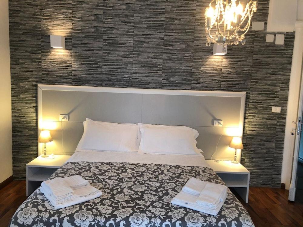 B&B Elios Rooms 5*