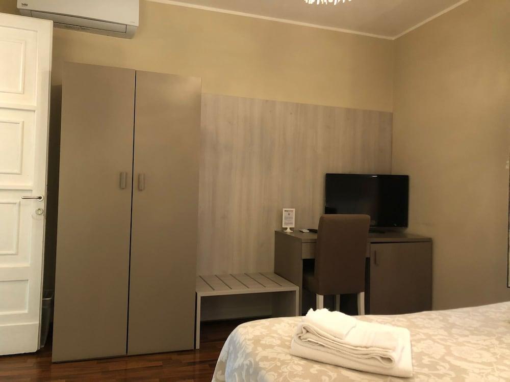 Guest house B&B Elios Rooms
